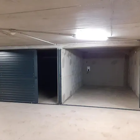 Cocon Intime Avec Wifi, Garage, Et Acces Direct Aux Pistes Dans Neuve A - Fr-1-694-339 Apartment Val-dʼIsère